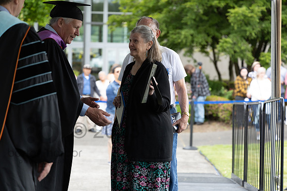 2190_CC_Grad_JS