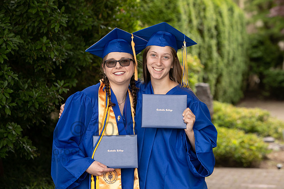 1084_CCGrad2023