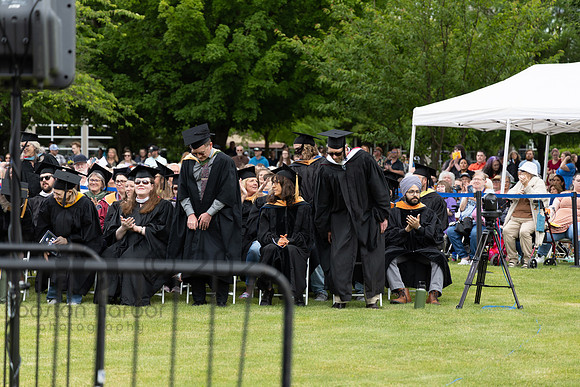 2181_CC_Grad_JS